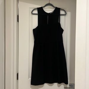 Black sleeveless banana republic dress